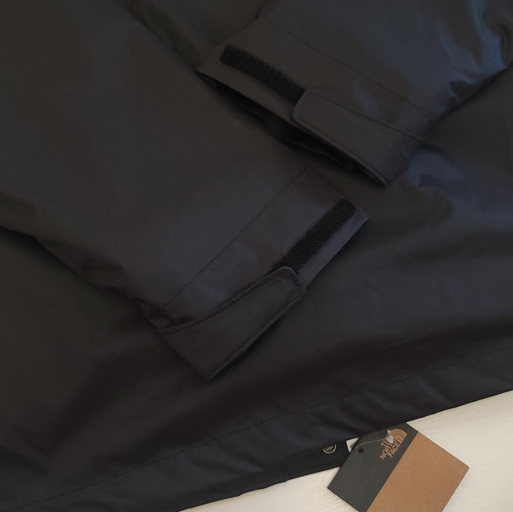 The North Face Black Men's Sequoia Triclimate Ja… - Picture 5 of 8